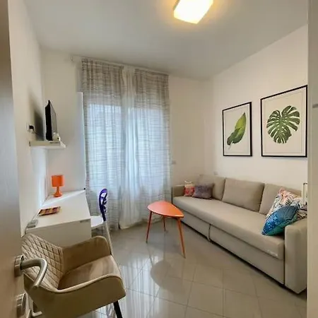 Appartamento Confortevole Centrale *